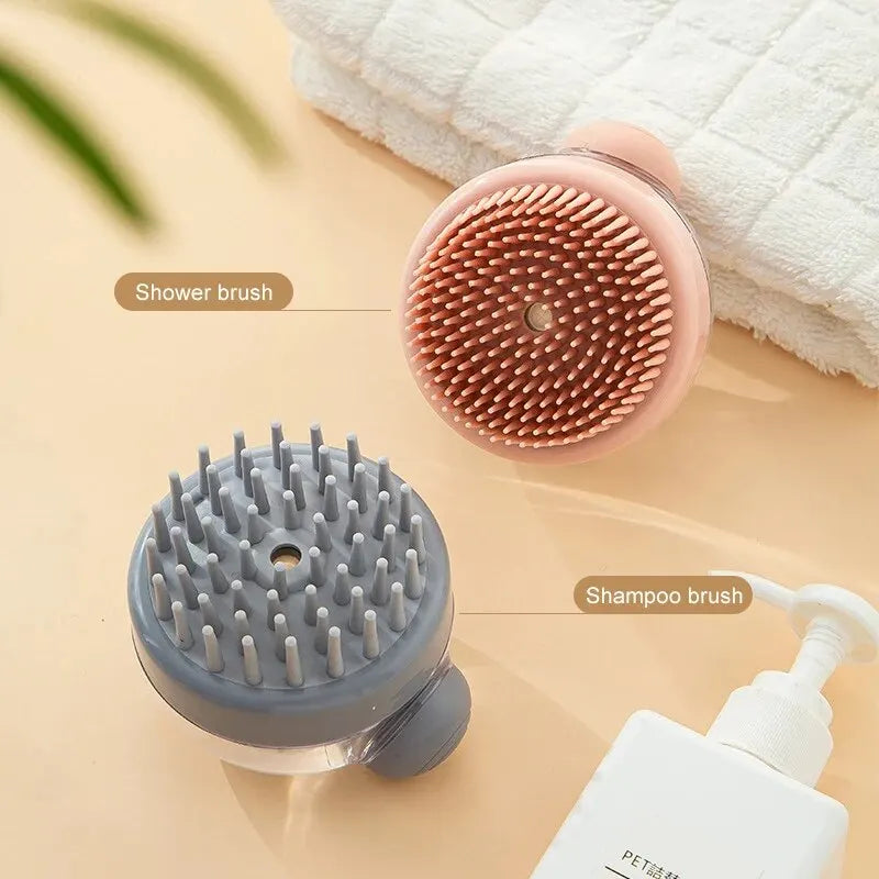 Spazzola da bagno per animali domestici con dispenser di shampoo
