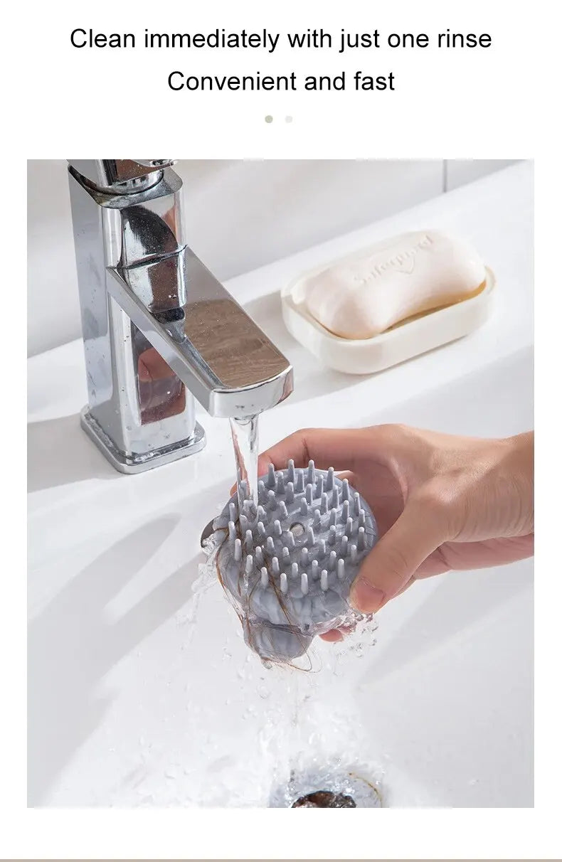 Spazzola da bagno per animali domestici con dispenser di shampoo